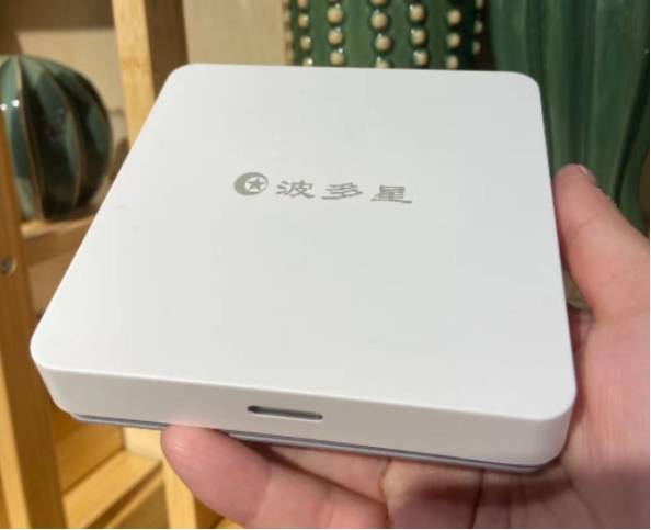 电视盒子长期使用不卡顿需要硬件和系统的双重支持