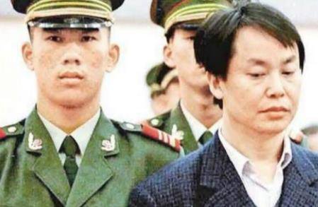 原创1996年张子强在8位富豪绑架名单上果断划掉一人划掉了谁