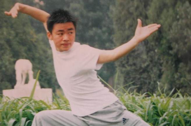 原创42岁王宝强增肥30斤再拍新剧不演傻子只是他蜕变的第一步