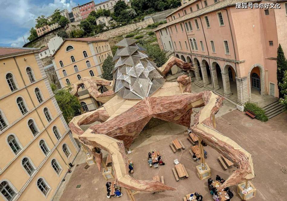 艺术装置赋予城市文化魅力的灵动之美_环境_人们_表现形式