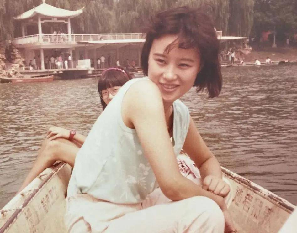 原创20年前母亲惊艳了中国影坛20年后女儿成为了全球最美