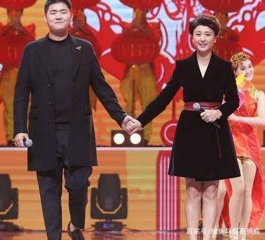 母子俩先是登台综艺节目《今夜有戏》清唱歌曲惊艳全场,更是在央视