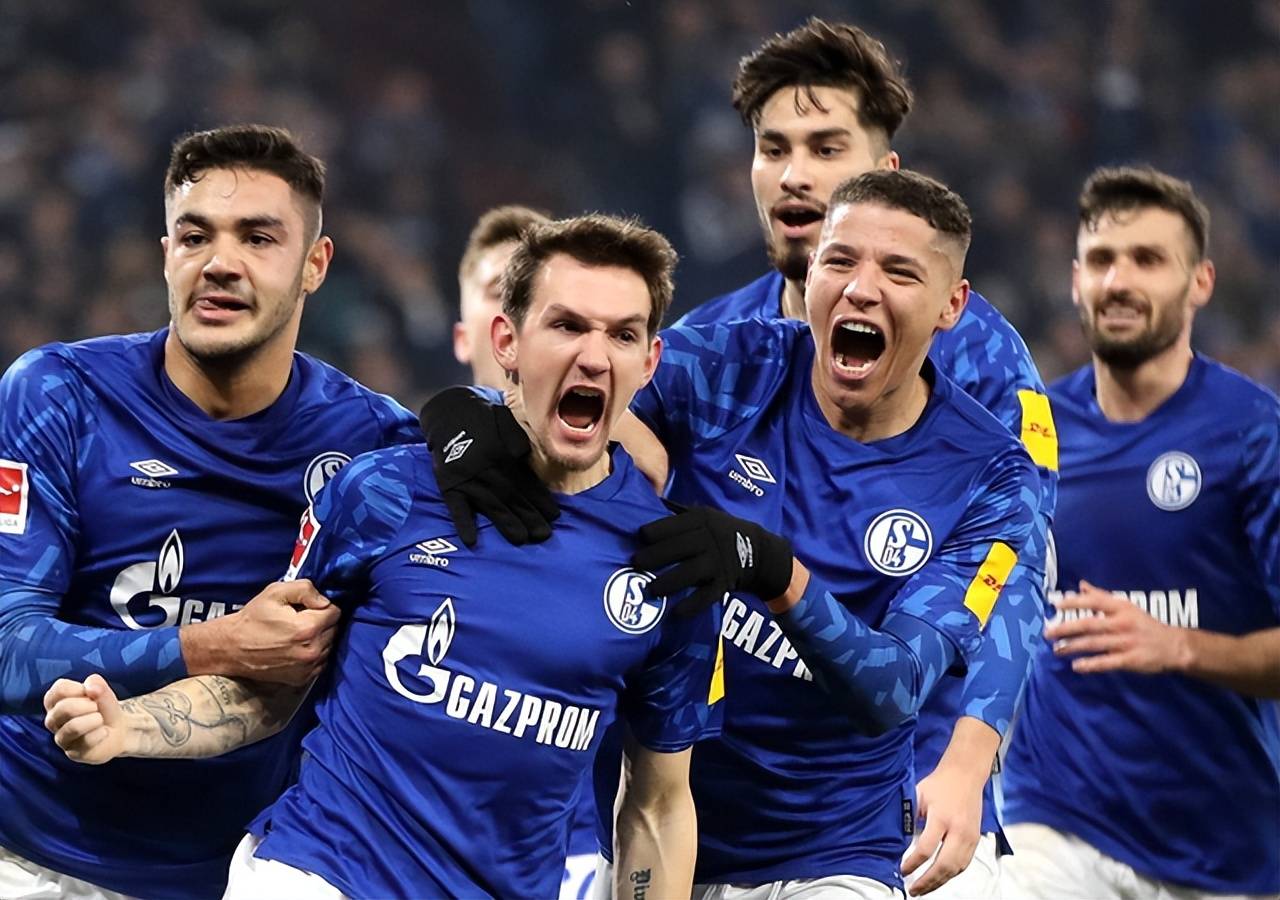 德甲:斯图加特 vs 柏林联合_比赛_赛季_主场