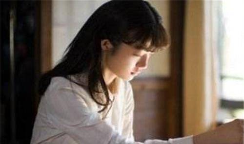 23岁娶32岁才女,相濡以沫6年,才女难产去世,他孤身活到74岁_庐隐_李唯