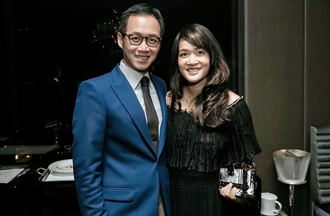 哥哥千亿富豪,丈夫百亿富豪,爷爷创立了周大福_郑志雯_郑裕彤_家族