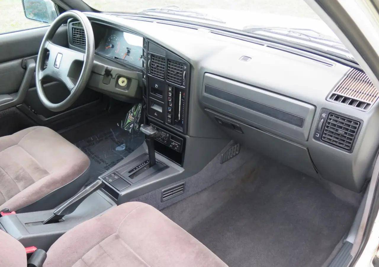 似曾相识的模样,1992年标致505 sw8旅行车_搜狐汽车_搜狐网