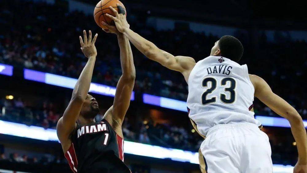 在篮球世界实现大满贯的他,开始不思进取了?_浓眉_进攻_内线