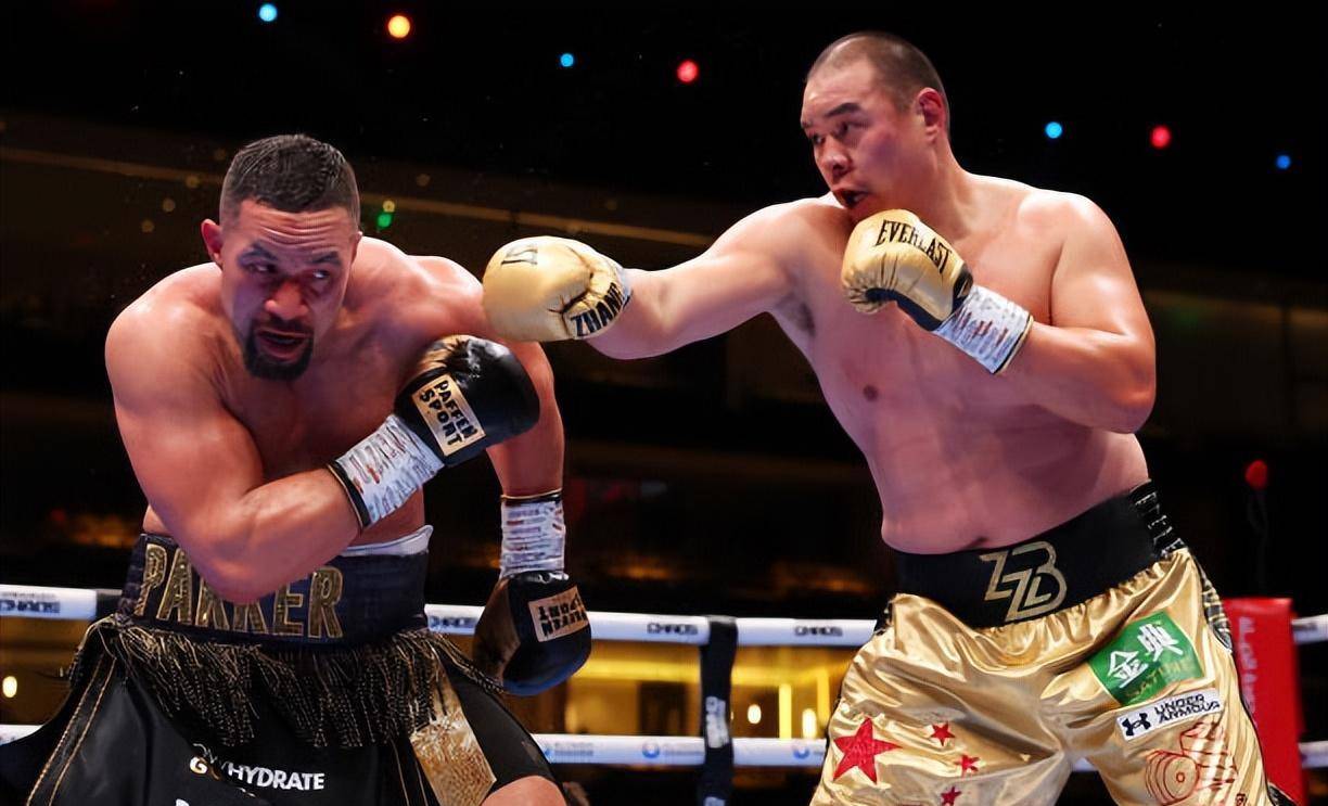 原创张志磊两次击倒帕克点数告负约书亚第二局ko纳干诺