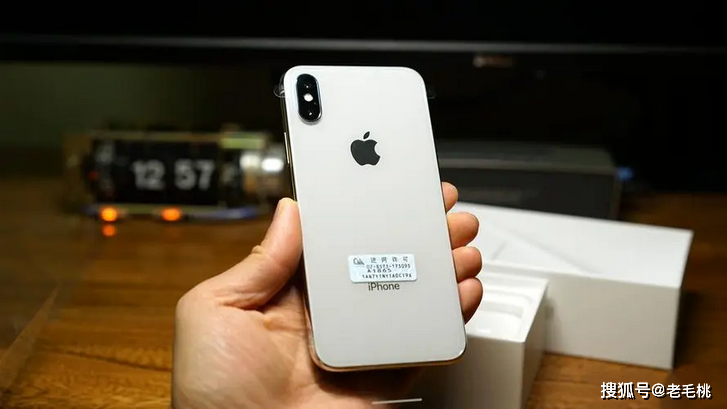 5年前炒到一万的iphonex如今尚能饭否?看完哭笑不得