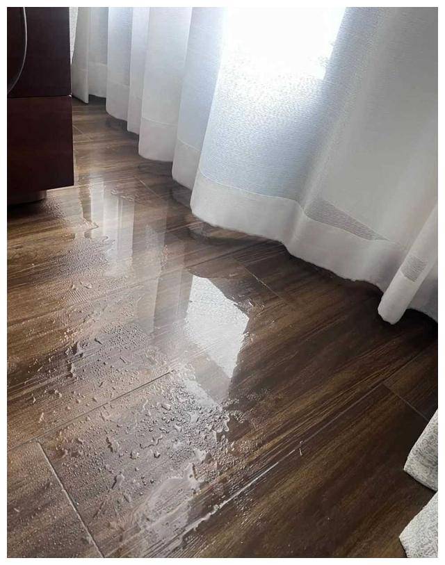 女演员受惊,"回南天"引轰动!,申城气温再翻转,48°c!