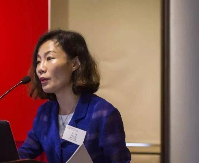 原创被誉为金牌秘书的朱旭年薪849万年终奖1千万至今还是单身