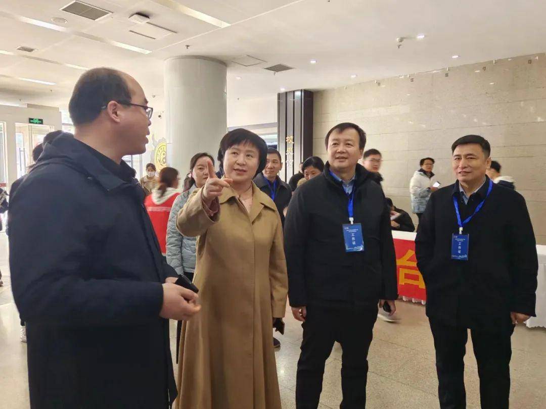 河南中医药大学党委委员,副校长田力,河南省康复医学会会长冯晓东