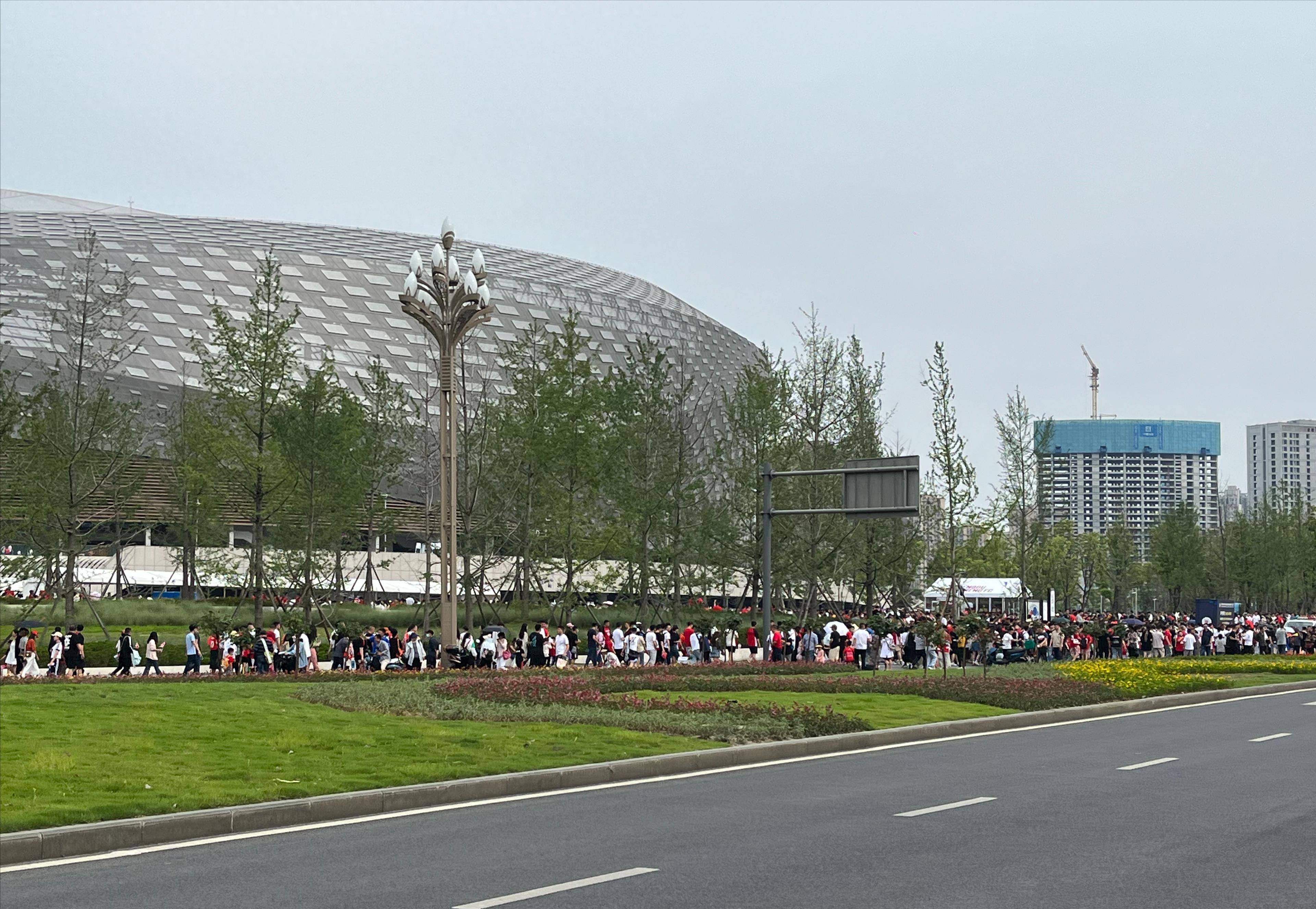 原创凤凰山的黄牛去哪了曾经比成都蓉城赚得多如今也要拼手速