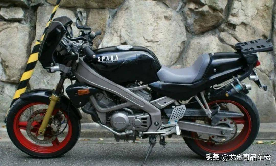 号称骑不坏的"不死街车",本田vt250小蚂蚁_搜狐汽车_搜狐网