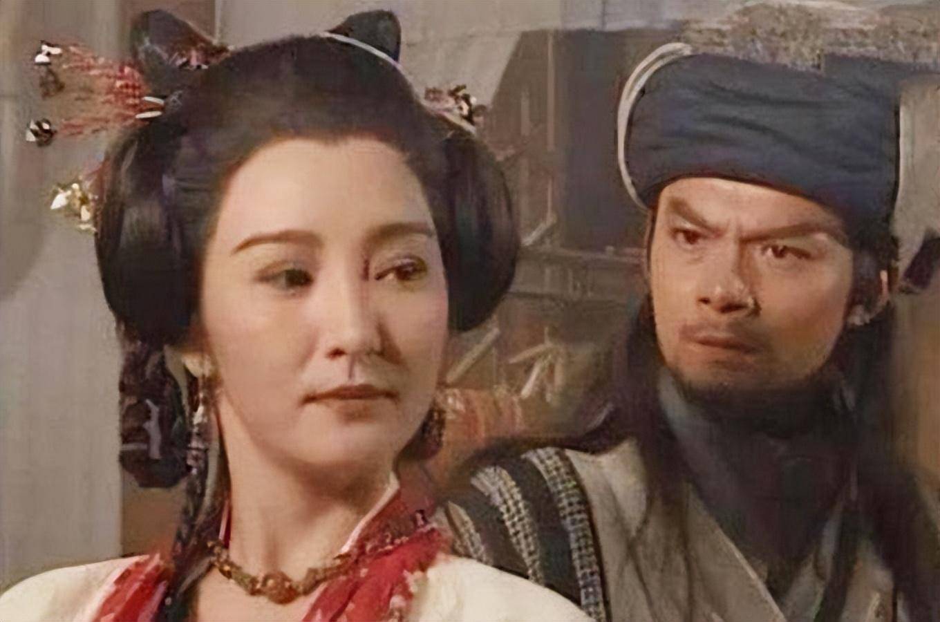 《神雕侠侣》中的赤练仙子李莫愁,黄日华版《天龙八部》中的马夫人