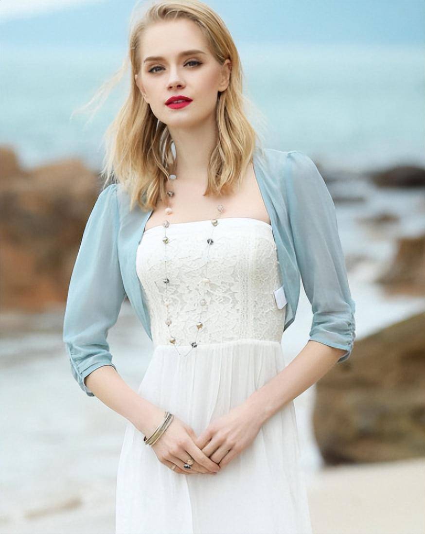 中国小伙娶了法国美女岳母来时想炫富刚下飞机感叹这是中国