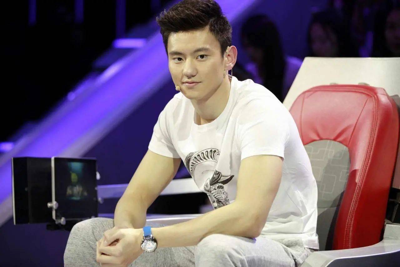 我国体坛4大颜值超高的黄金剩男:各有各的命运悲欢_孔令辉_鲍春来_国