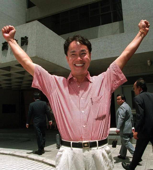 原创他比张子强还狠是香港头号悍匪曾被悬赏200万缉拿3天后出狱