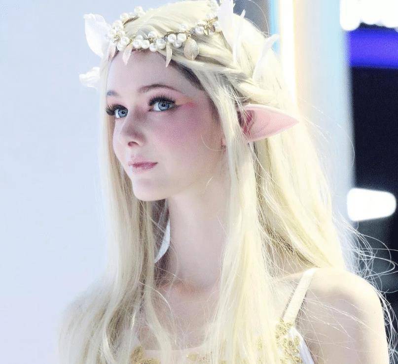 原创加拿大姑娘为游戏代言因太美被误认是电脑合成她的现状怎样