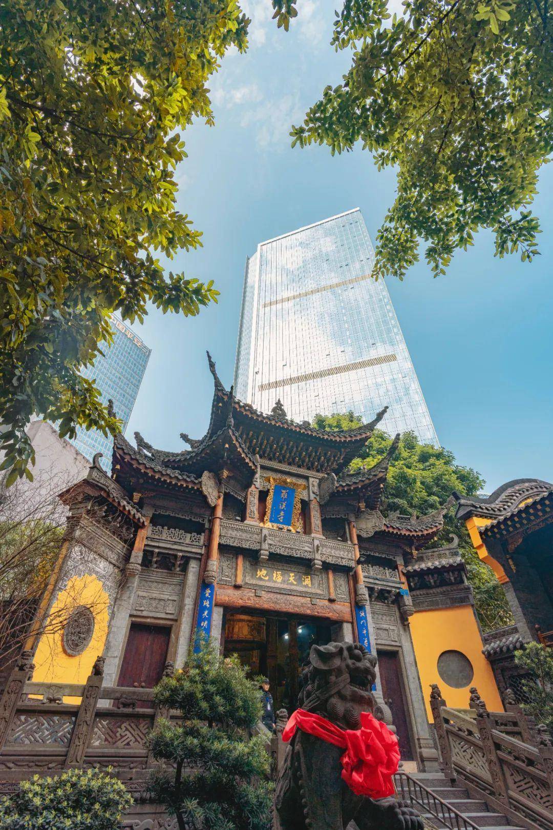 渝中全景图鉴一丨解放碑从一个传奇到无数个传奇