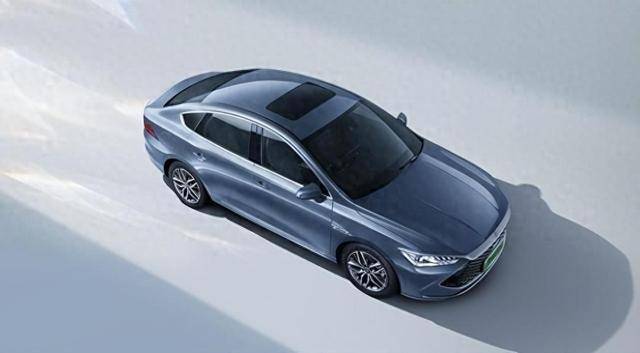 比亚迪掀起降价潮,tcl q9k加量减价,科技平权进入快