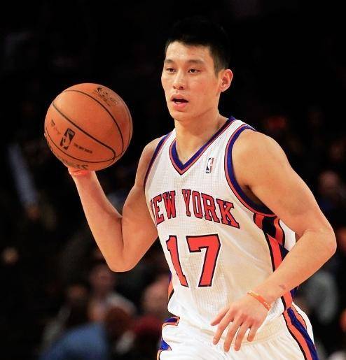 林书豪彰显学术与体育完美融合,不仅在联盟成功,也为人生增添色彩.