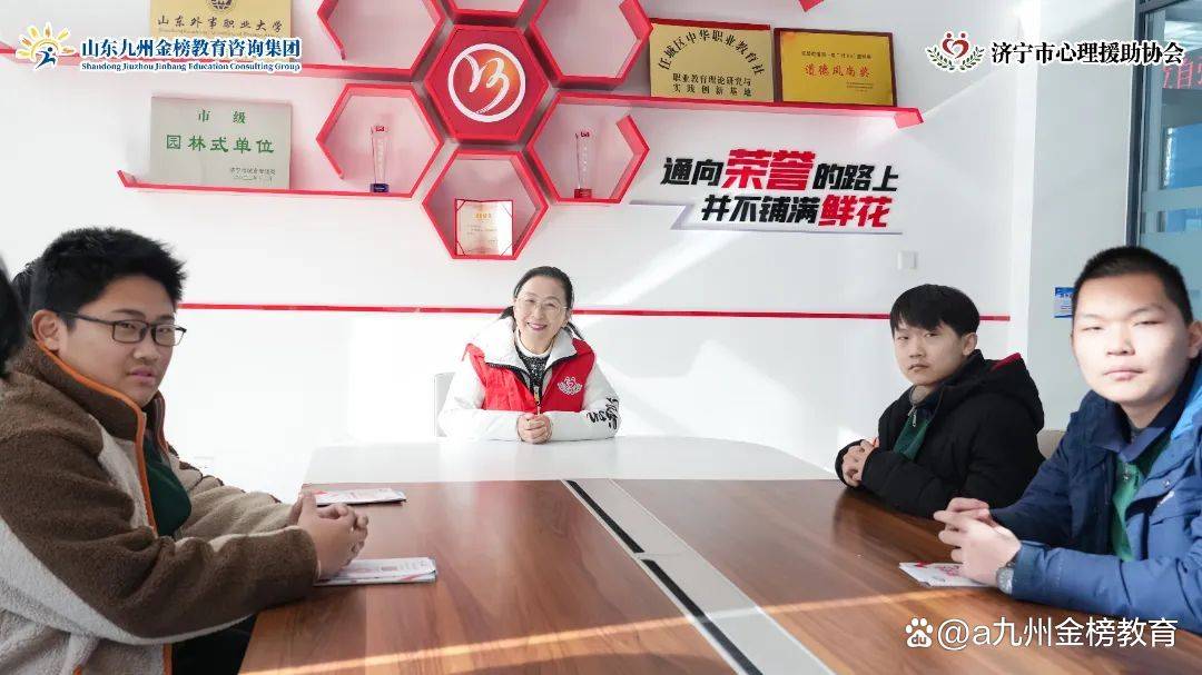 李艳玲老师打造稳定之弓助力孩子一飞冲天的家庭教育专家