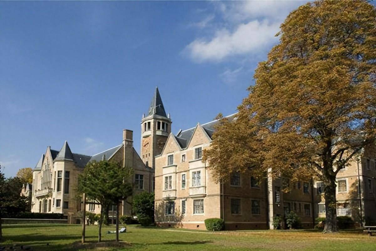 法国布雷斯特商学院工商管理博士学位班