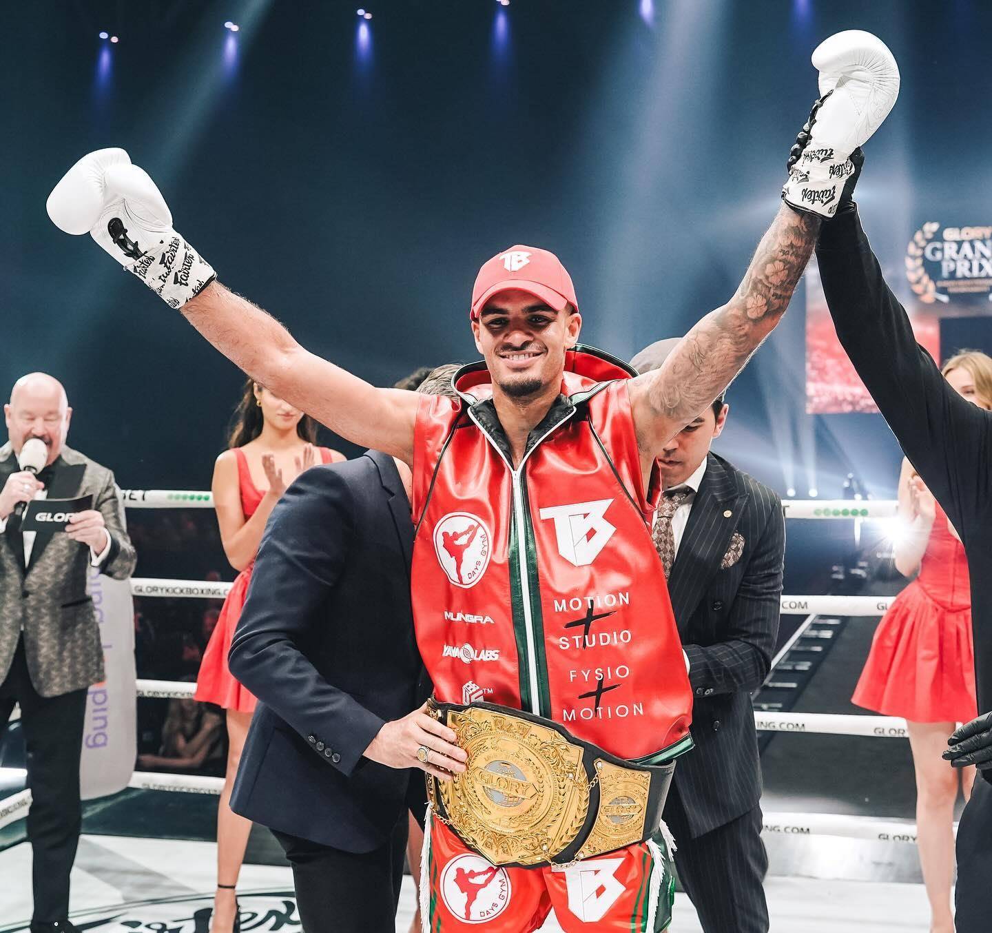 武者网讯 当地时间3月9日,glory荣耀格斗重量级八人赛在荷兰阿纳姆