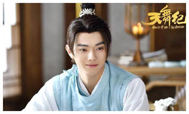 许凯古装新作首次合作李兰迪,两位神秘演员引发惊喜!