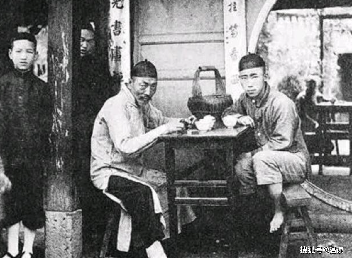 原创1951年重庆现晚清土匪藏宝图两条离奇人命案公安大惊是敌特