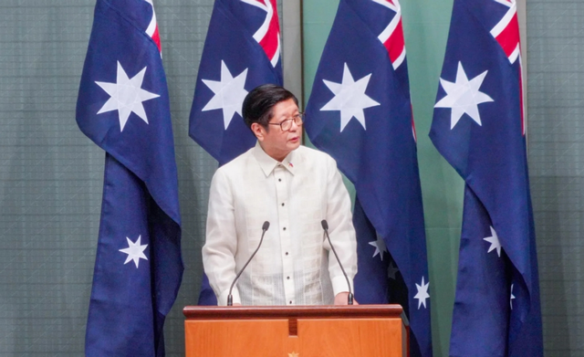 原创王毅外长就南海摊牌后美派豪华团队访菲落实万亿投资对抗中国