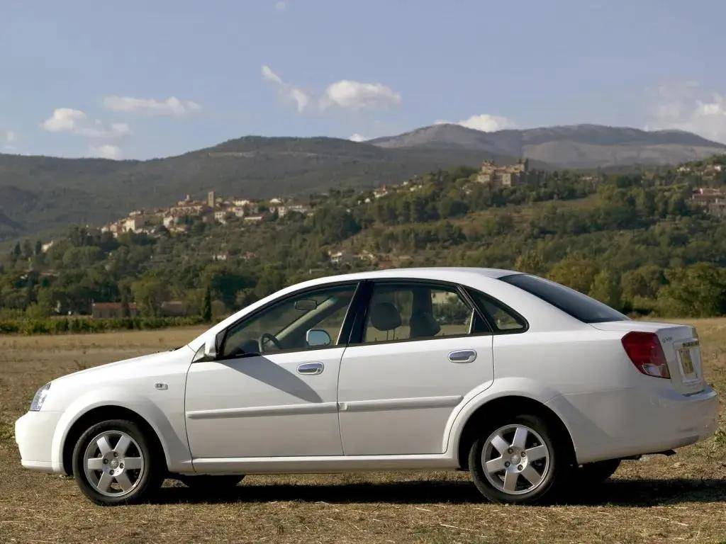 2003年中国汽车市场中最重要的新车 别克凯越_搜狐汽车_搜狐网