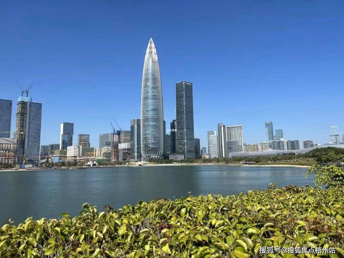 深圳中国华润大厦租120人独立办公室精装修带家具交通便利可注册