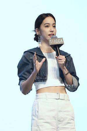 原创陈庭妮嫁胡宇威不到1年吐婚姻状态在谁家过年掀话题