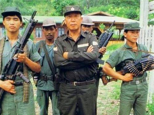 原创他是金三角毒王手下6个师从不向中国贩毒对美国销量却很大