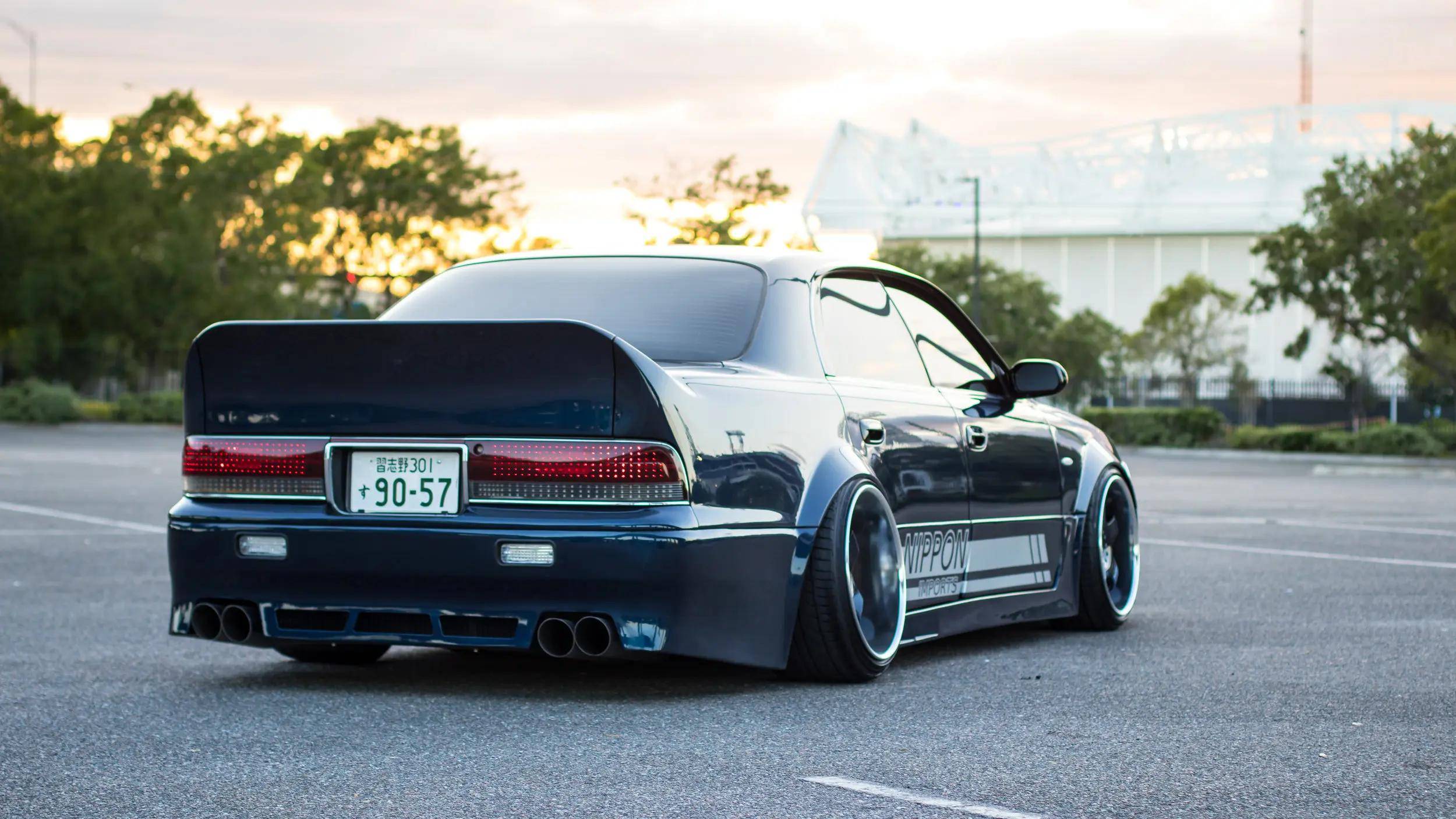 美国车商出售1992款丰田皇冠马杰斯塔 成交价1.