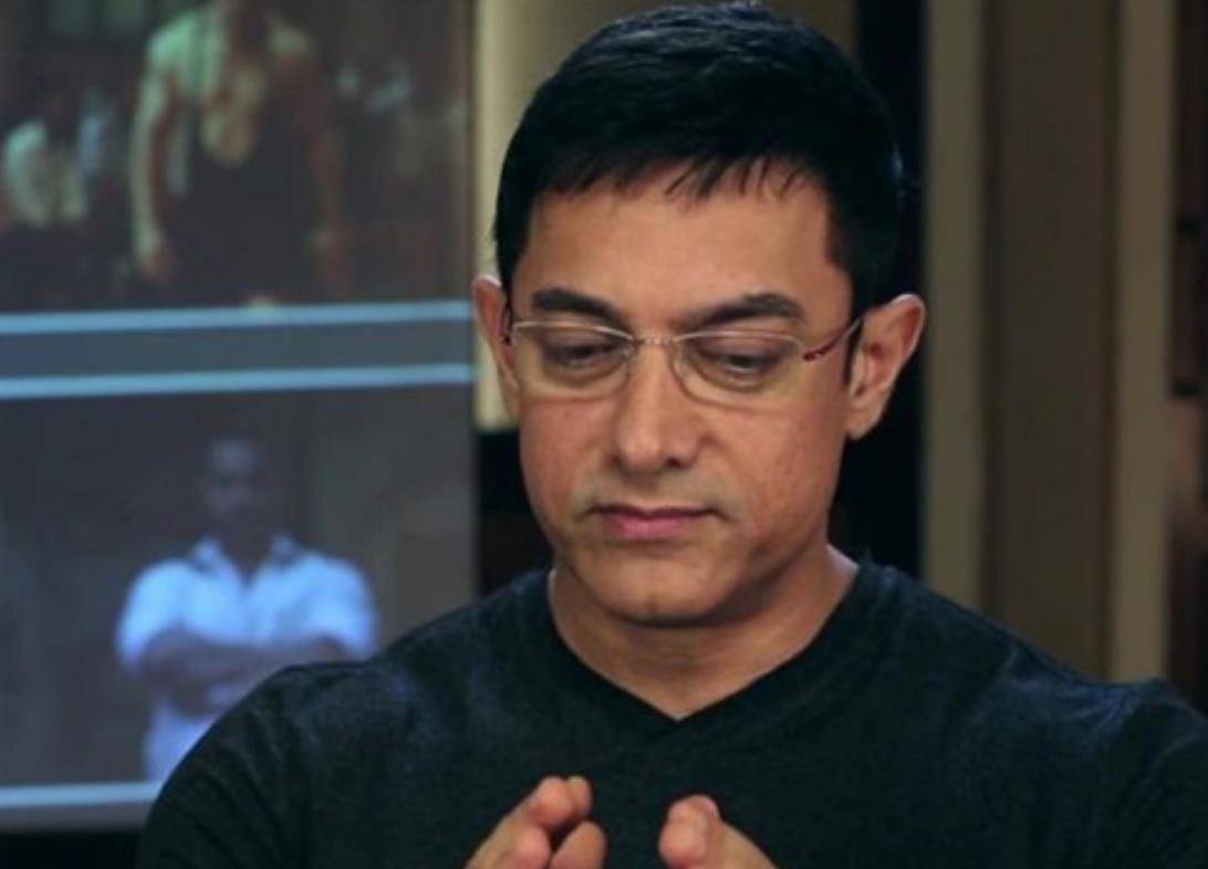 原创阿米尔汗为什么敢公开抵制种姓制度看他家中的背景便知答案