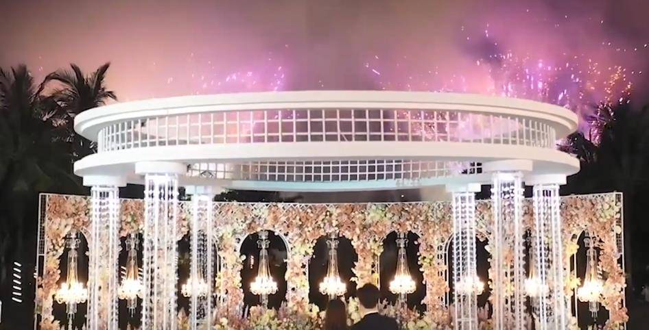 原创人间宠儿李小冉被魔鬼前任威胁4年男闺蜜砸5亿甘心接盘