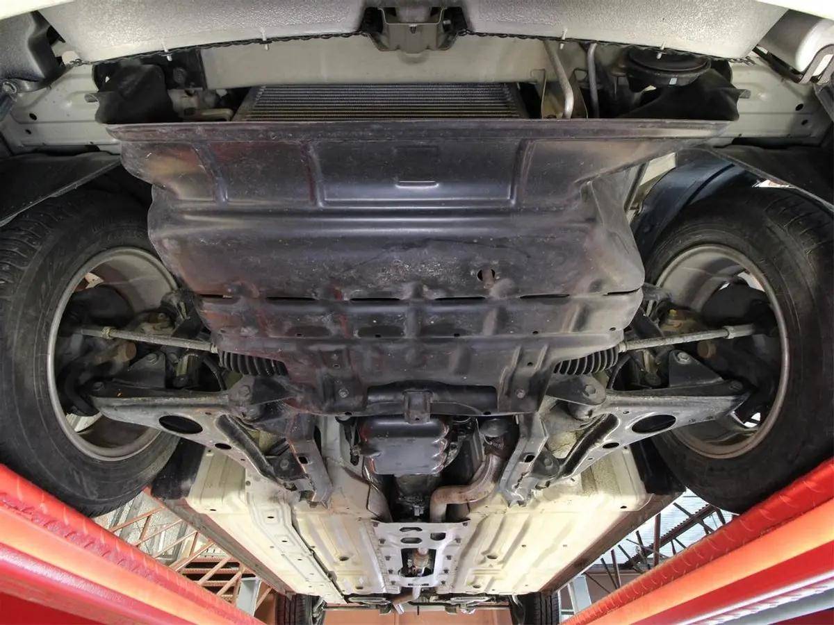 66l排量的铃木小车,底盘设计却让人敬佩?_搜狐汽车_搜狐网