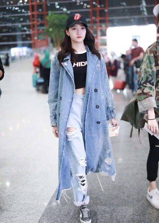 原创腿精女孩关晓彤穿衣简直太吸睛满屏尽是大长腿