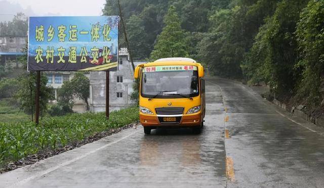 原创曾经人满为患的农村客运车为何如今却无人问津原因很现实