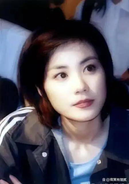 原创王菲22年前照片曝光比高圆圆还清纯网友难怪谢霆锋对她痴迷