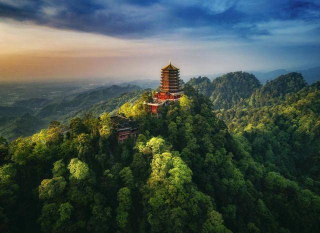 四川旅游六天五晚旅行攻略四川6日游景点及行程分享