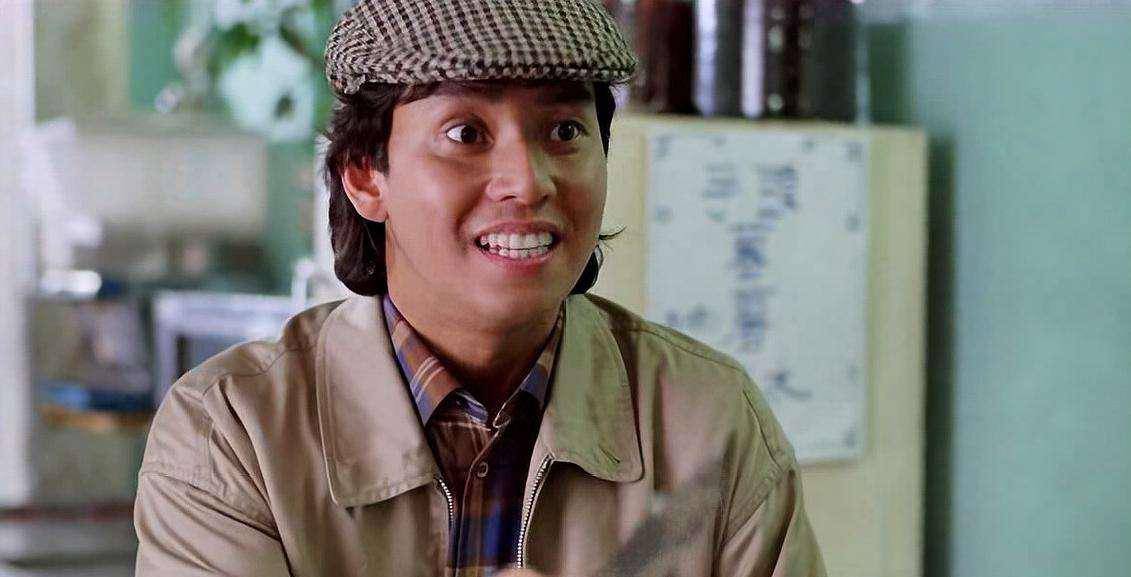 原创第一次剪短发险些丧命干爹立下两条规矩成龙一生不剪短发