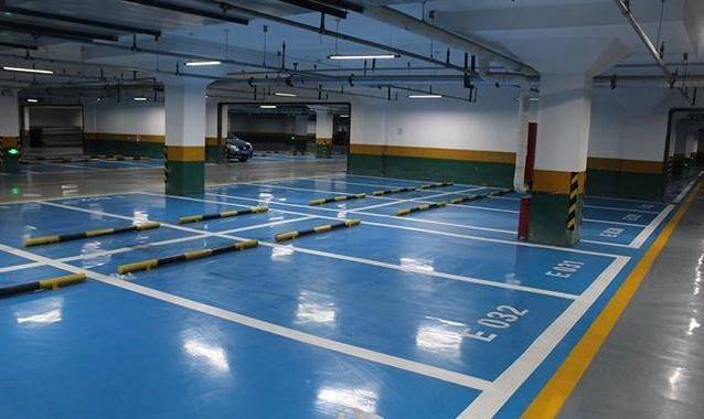 业主花9万"买地下车位"盖房:物业阻止施工,称属违建!