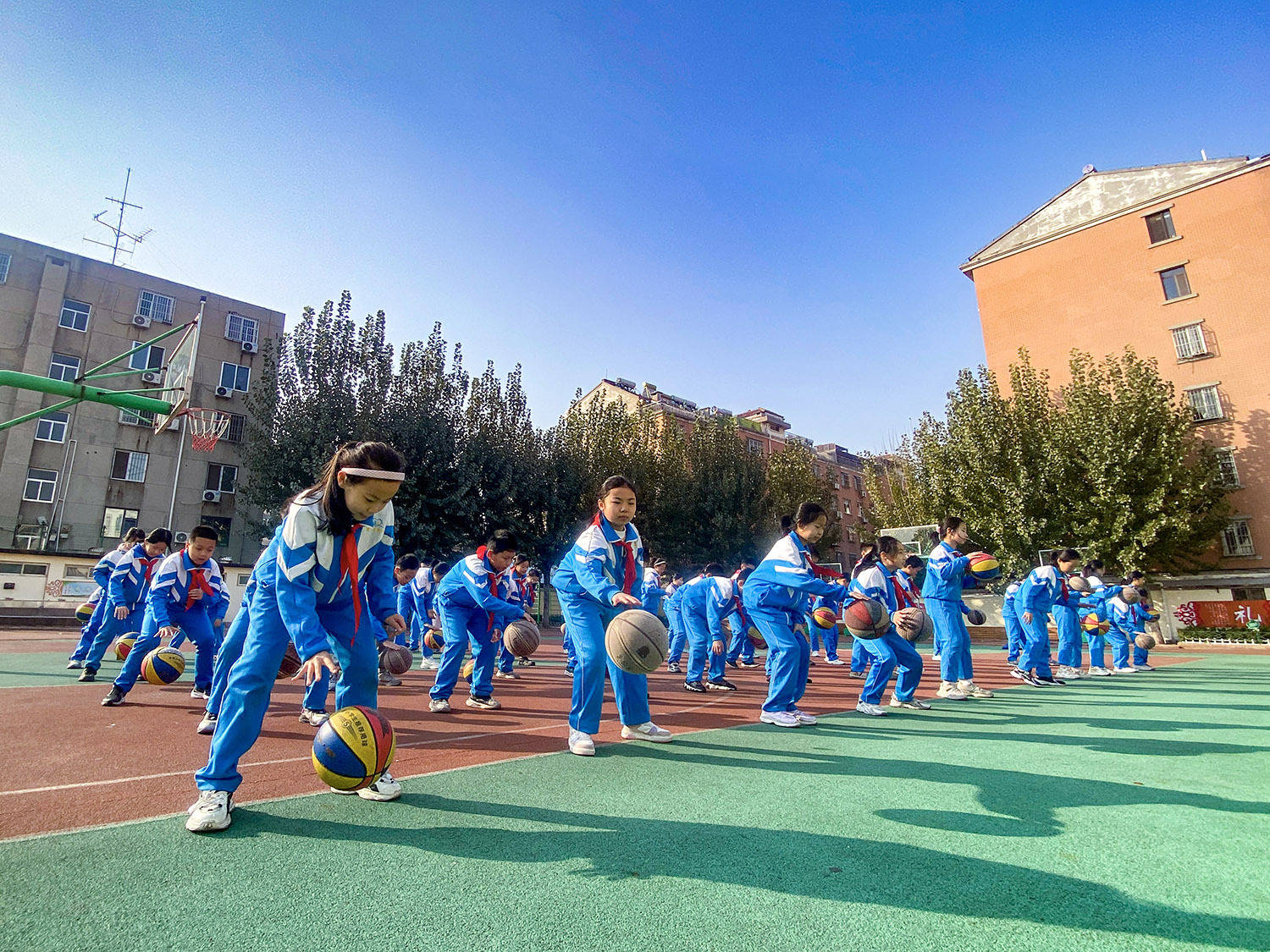 羡慕这样的课间 德州小学生阳光大课间