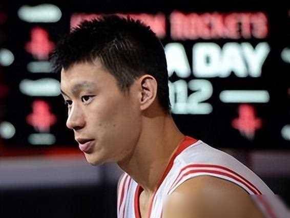 原创林书豪现状低调隐婚三年女子很漂亮35岁和弟弟在台打篮