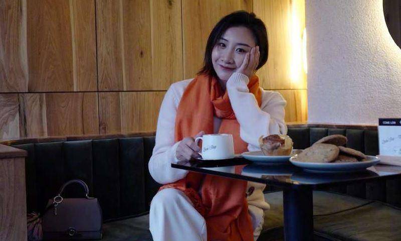 原创何雯娜爸爸送女儿出阁手写嘱托信表达不舍看清内容后网友哭了