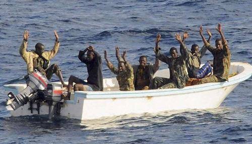 原创索马里海盗如此猖獗可恶为何各国护航军队只驱离而不直接击毙
